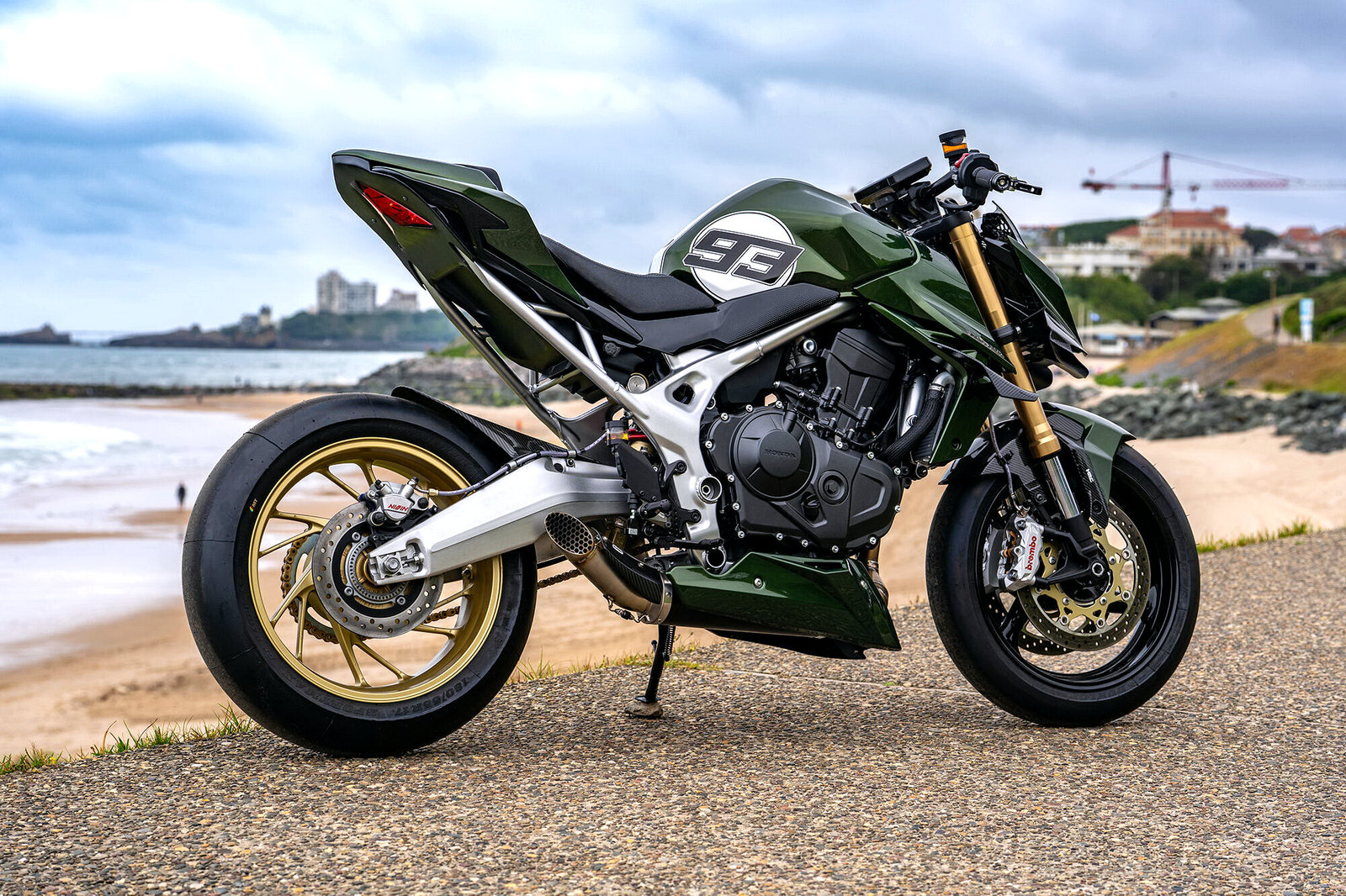 车市热门 来自 Honda 在葡萄牙的经销商 Mototrofa 所制作的、名为