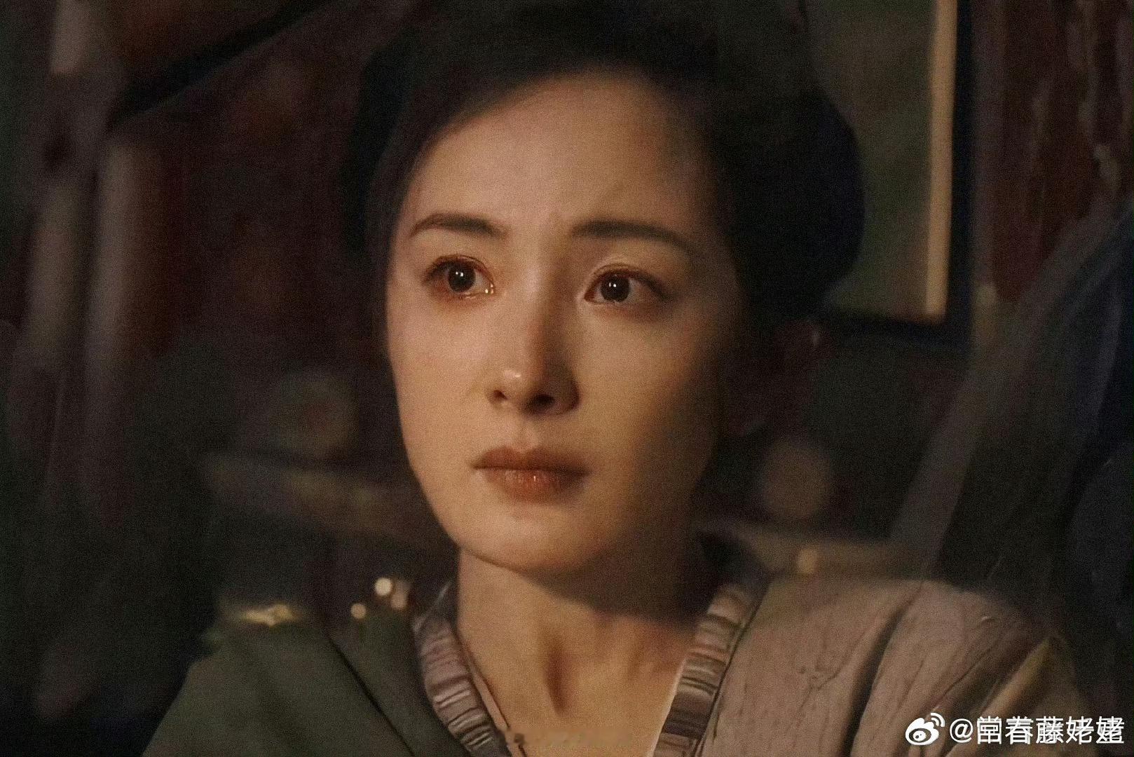 杨幂好漂亮啊！眼睛亮晶晶的 ⭐⭐ ​​​