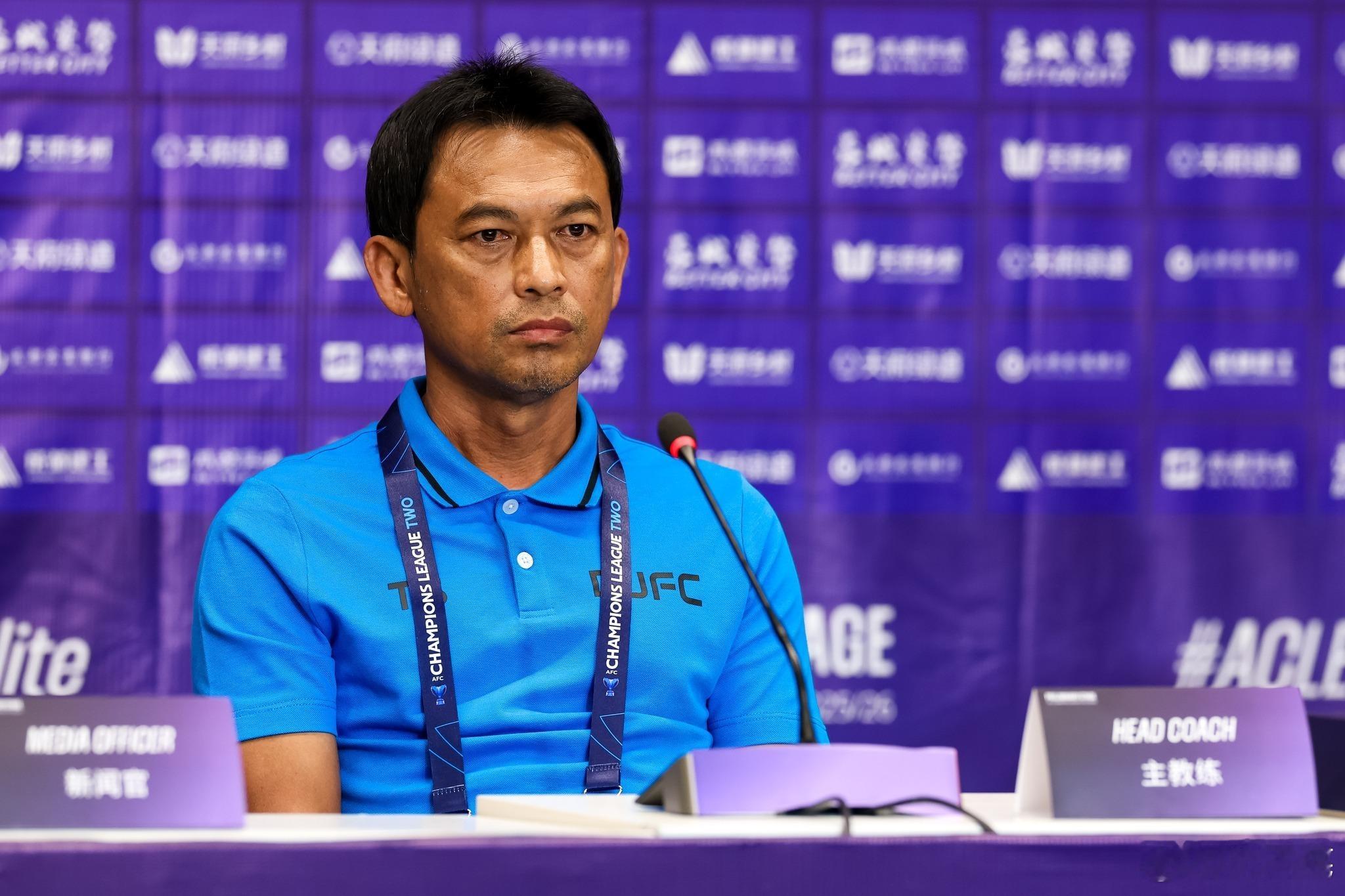 成都蓉城vs曼谷联曼谷联主帅斯里潘：成都蓉城的外援非常强大，我们看重团队合作而不