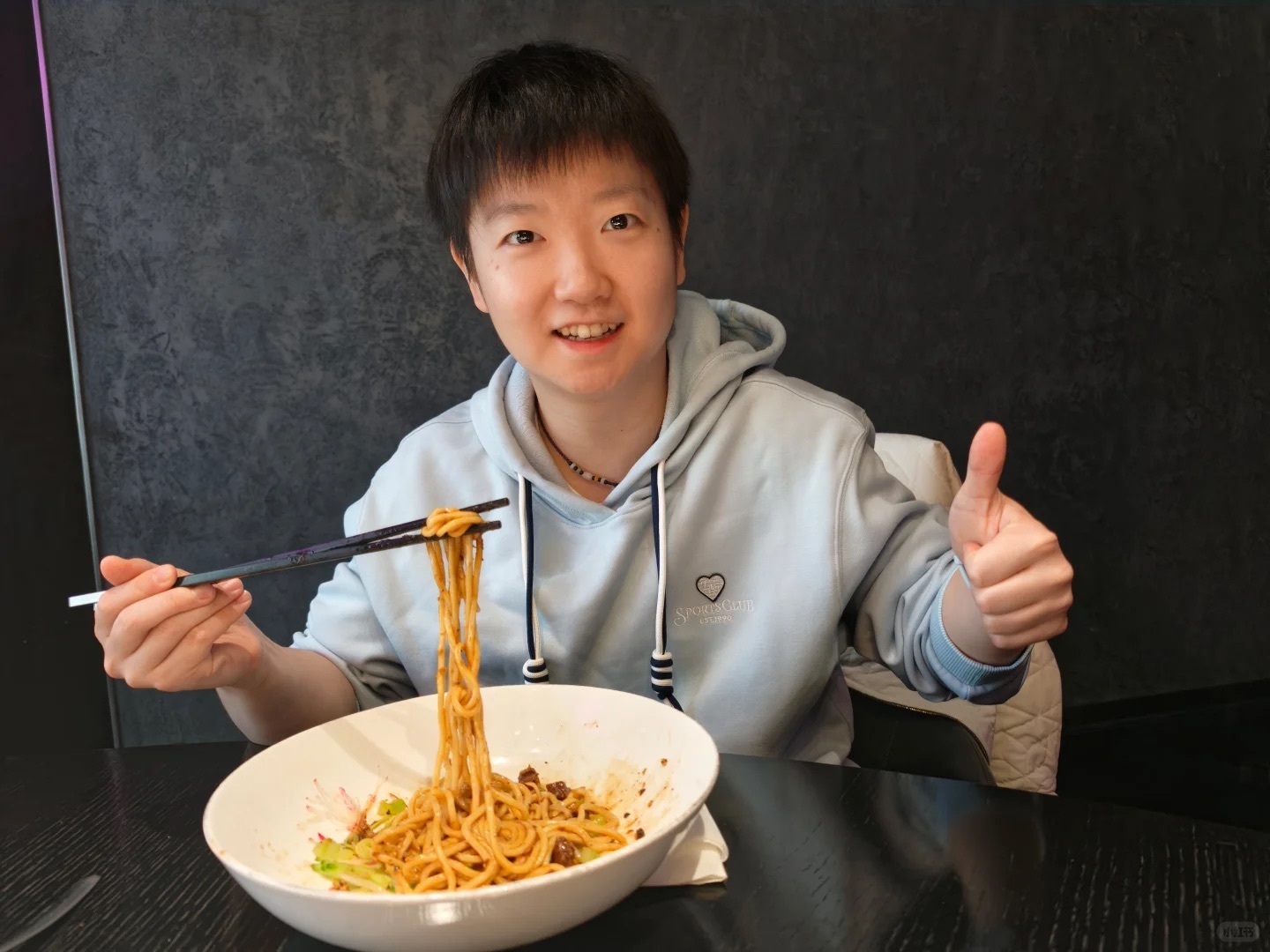 孙颖莎1104生日快乐 20251104｜莎莎🍠更新新的一岁，继续乒乒乓乓！?