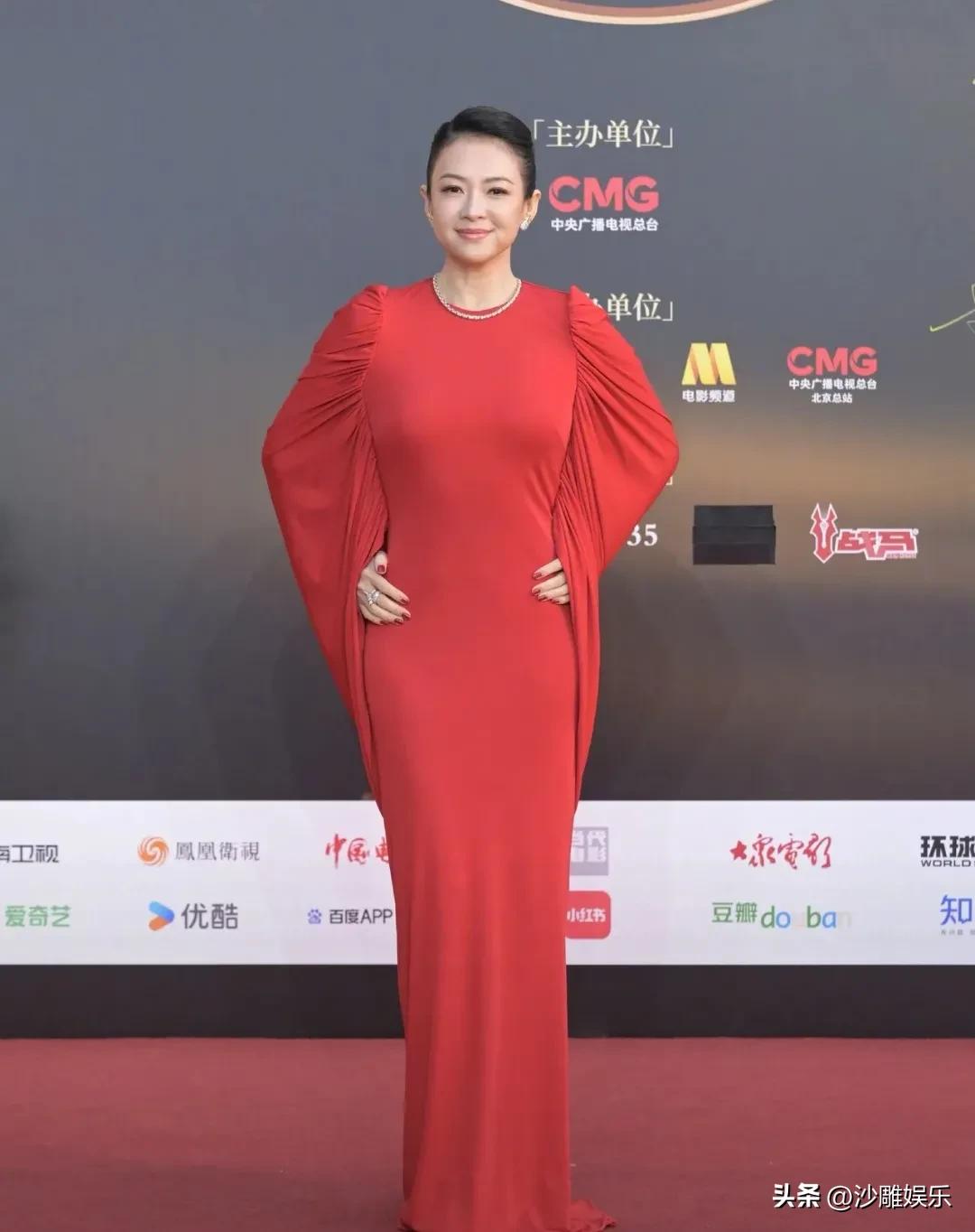 章子怡，太有底气了！
 
3月20日晚，首届CMG中国电影盛典红毯刚落幕，47岁