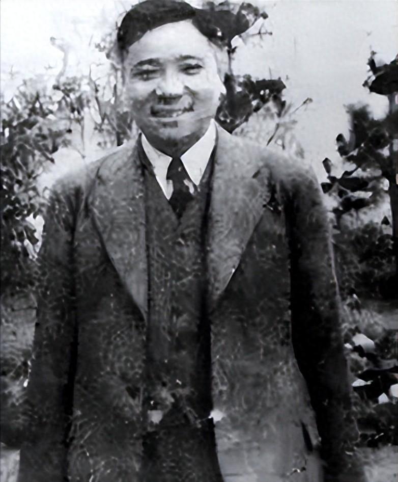 76号恶魔吴四宝自封“小杜月笙”，竟敢当众掌掴黄金荣，最后却因一碗面命丧黄泉
1