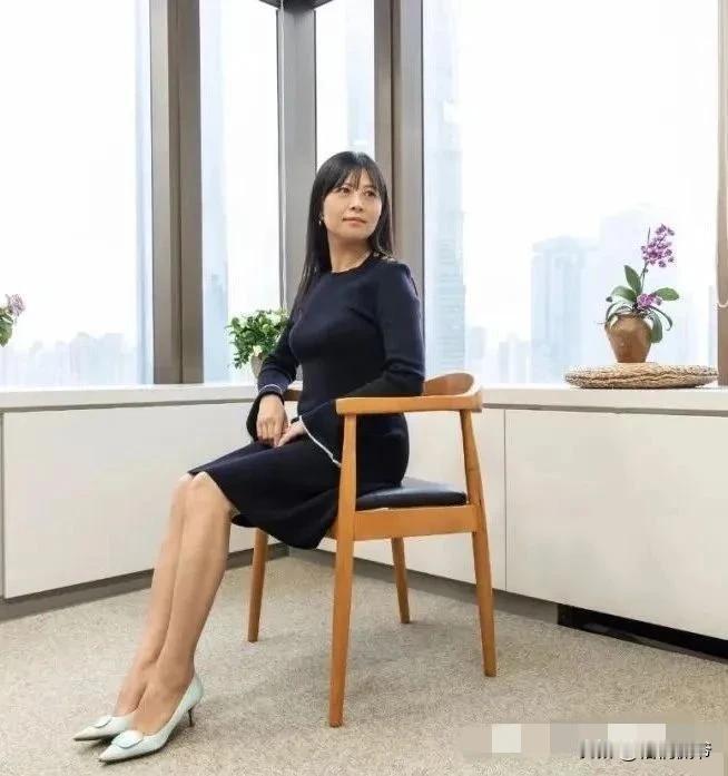 贵圈真乱。
近日，金融圈又曝出大瓜，有网名为“从2015到2024”的网友，在某