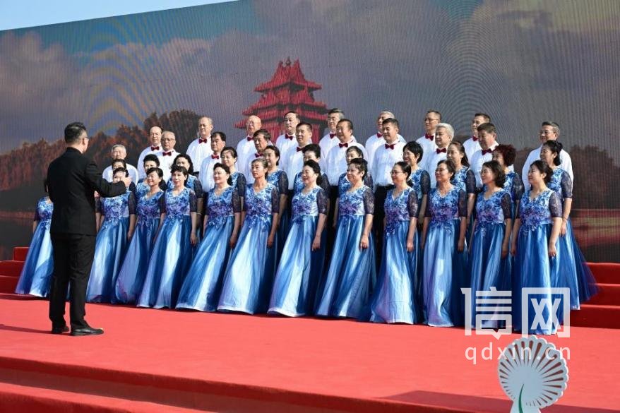 弘扬孝老爱亲美德 2026年山东省“我们的节日·重阳”活动于崂山区石老人举办