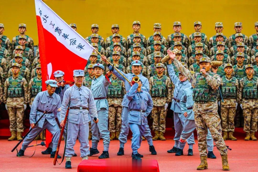 #铸剑中原[超话]##早安军营##原原说早晚安# 军人的初心使命是能打仗，打胜仗