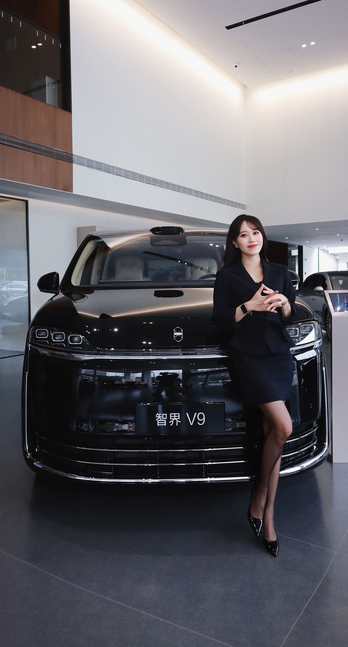 智界V9 