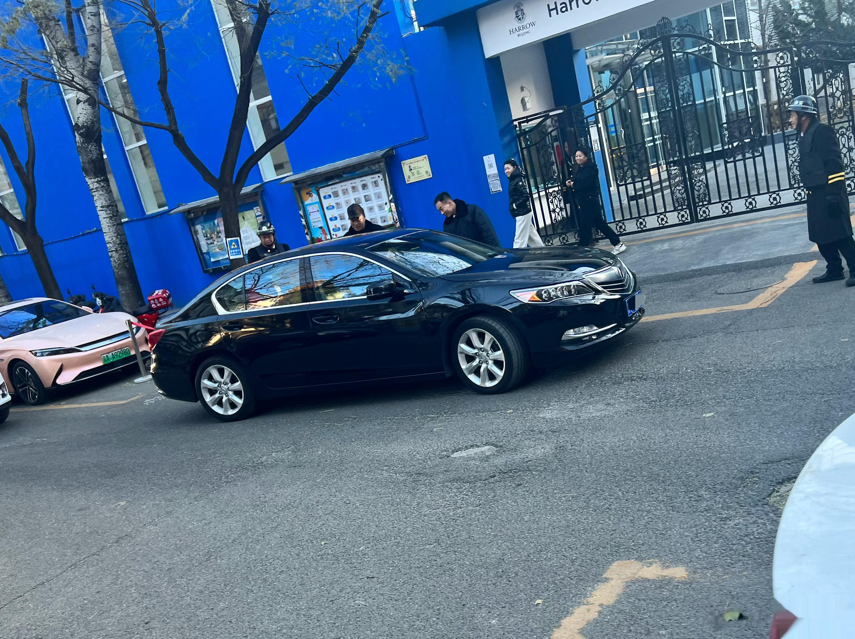 嚯，阿库拉RLX！ ​​​