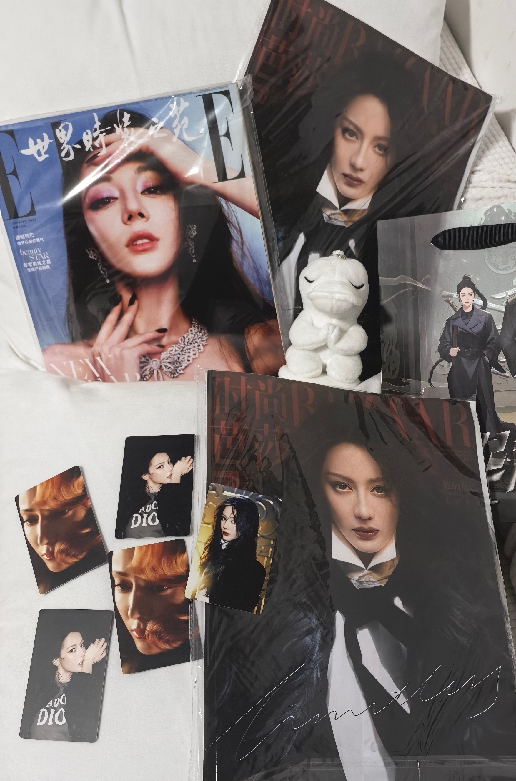 抽两个爱丽丝送迪丽热巴杂志、小卡和隐者鸭，评论即可