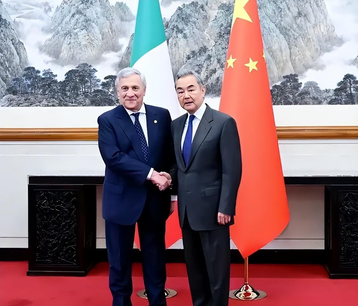 2026年4月15日，巴基斯坦高层释放重磅消息，美国与伊朗将于下周在巴方开启第二