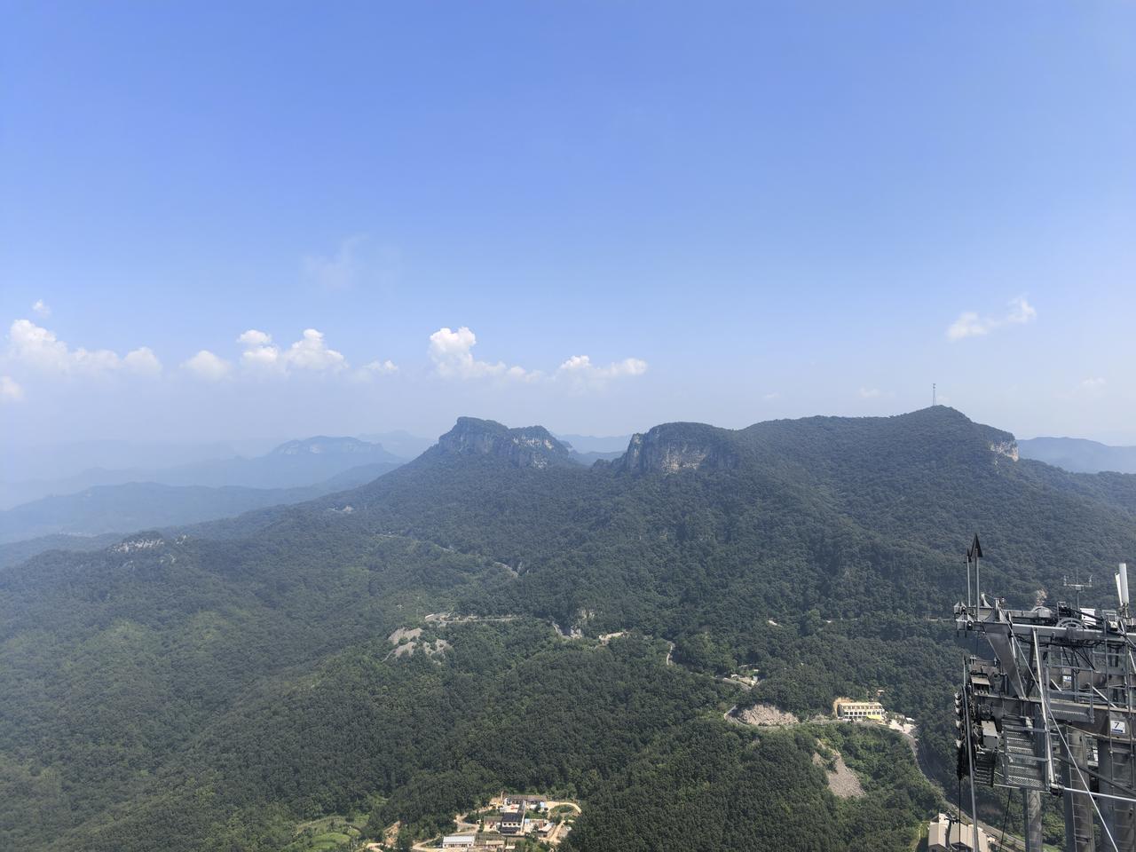 年年顺顺利利
岁岁平平安安