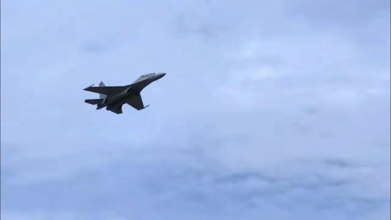 ！！！蓝天战机 天空战斗机