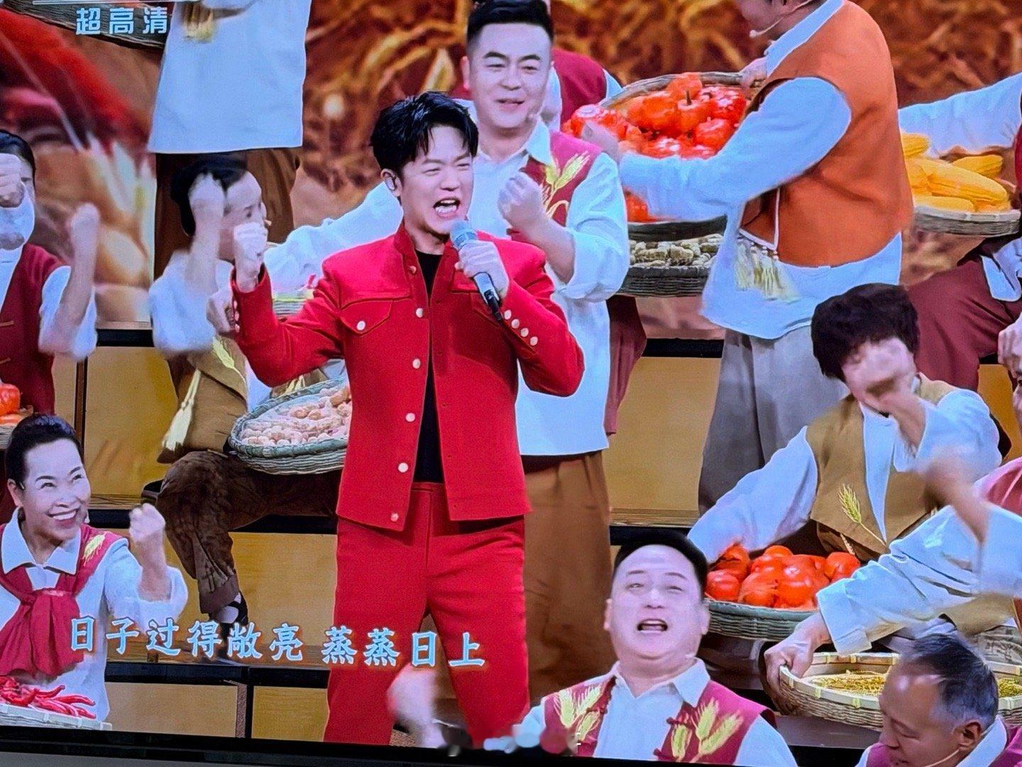 曾毅含词量最多的一次 哈哈哈哈哈成毅也是好起来了啊，没想到在今年马年的春晚舞台，