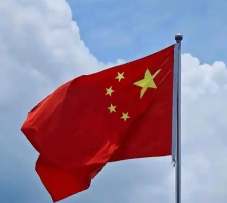 东方小邻国在中方背后捅了一刀，和高市早苗签署协议，双方肆无忌惮喜笑颜开！

据日