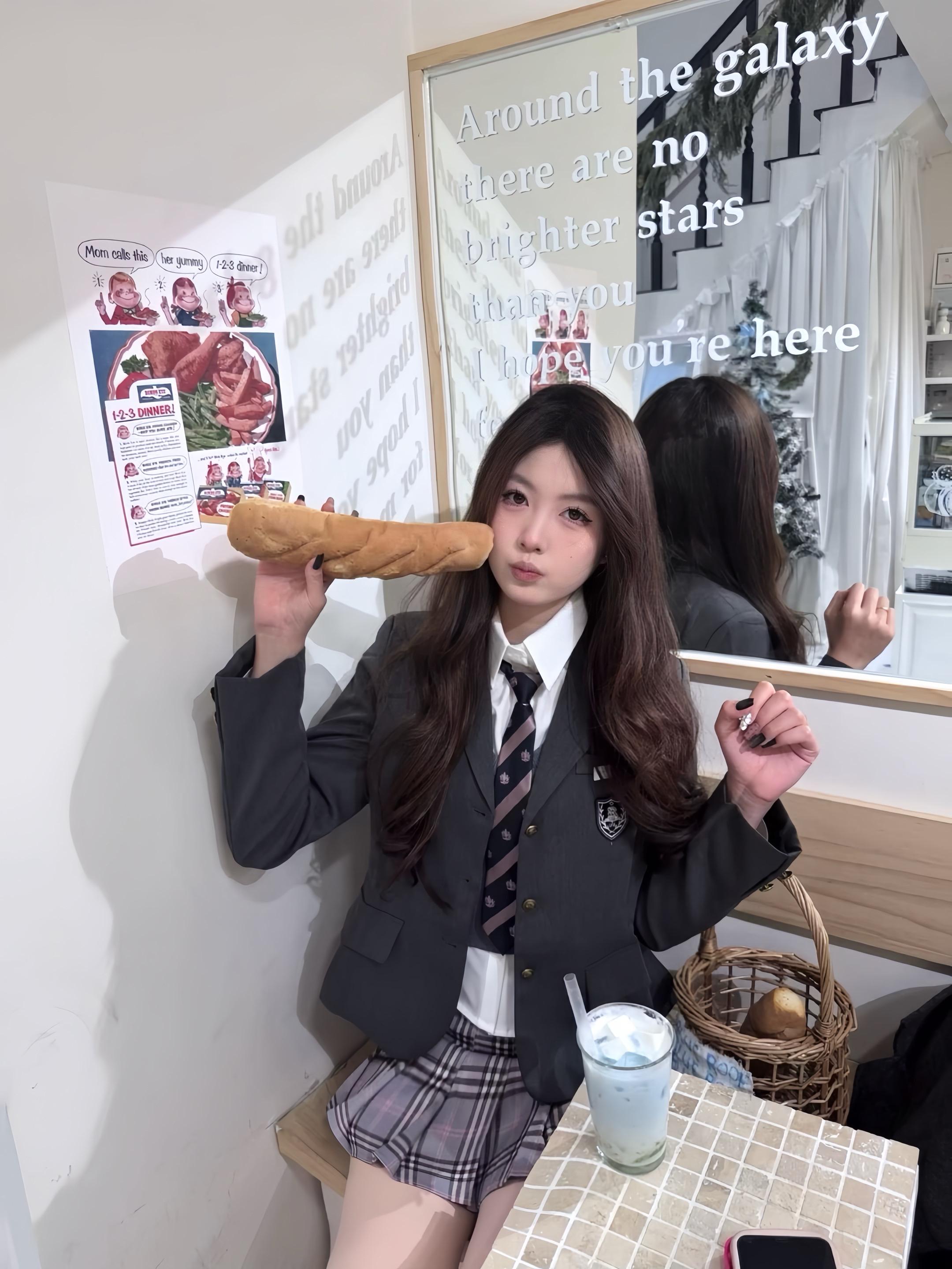 像我这善良的女人 即使你骗了我 我也只会弱弱的问你一句 为什么骗我