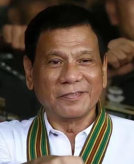 果不其然，菲律宾方面突然宣布了，将与美国、澳大利亚、新西兰在黄岩岛以东海域进行一