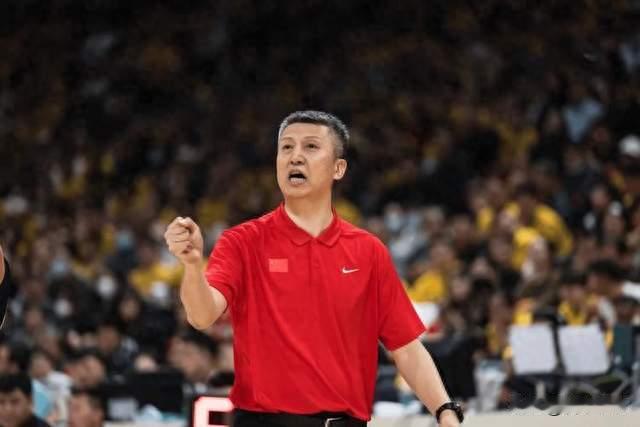 中国男篮再战日本！郭士强这四刀，刀刀砍向日本命门，这下该赢了