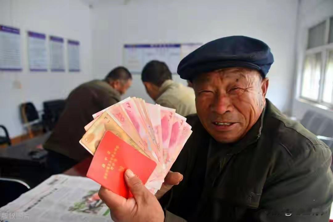 你觉得哪些东西最不该涨价黄金，房价，农产品，奢侈品，还是什么呢？