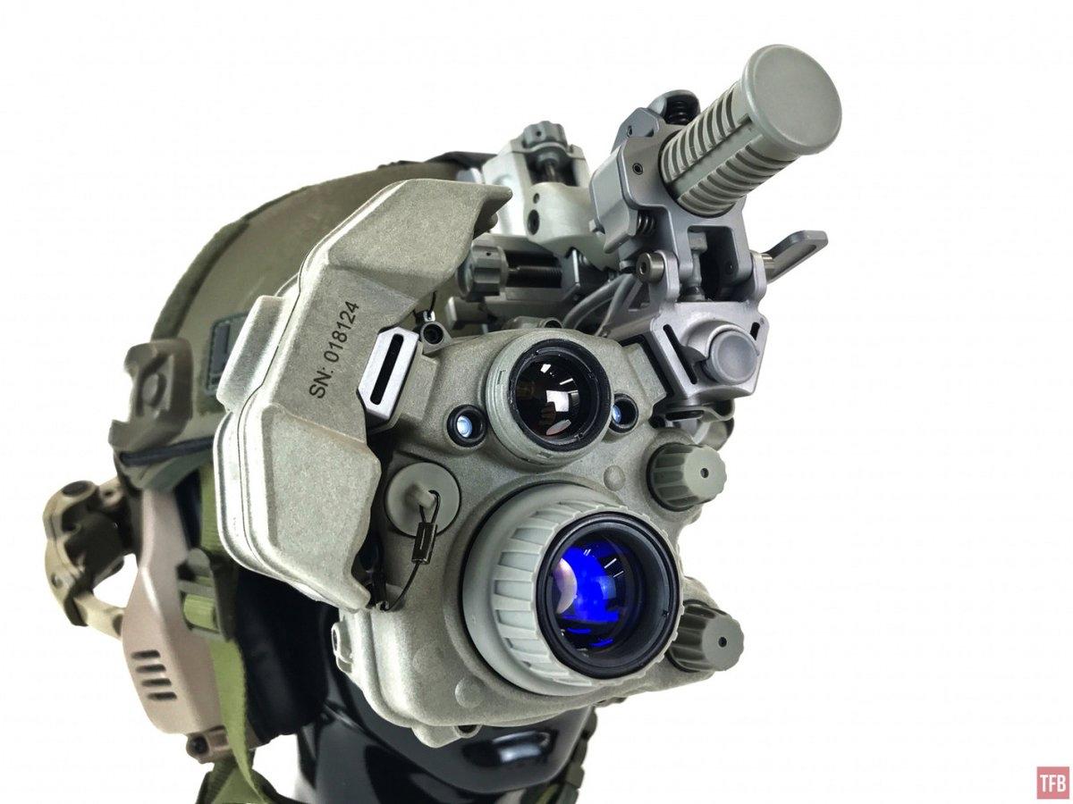 美国陆军的ENVG PSQ 39/40夜视系统。