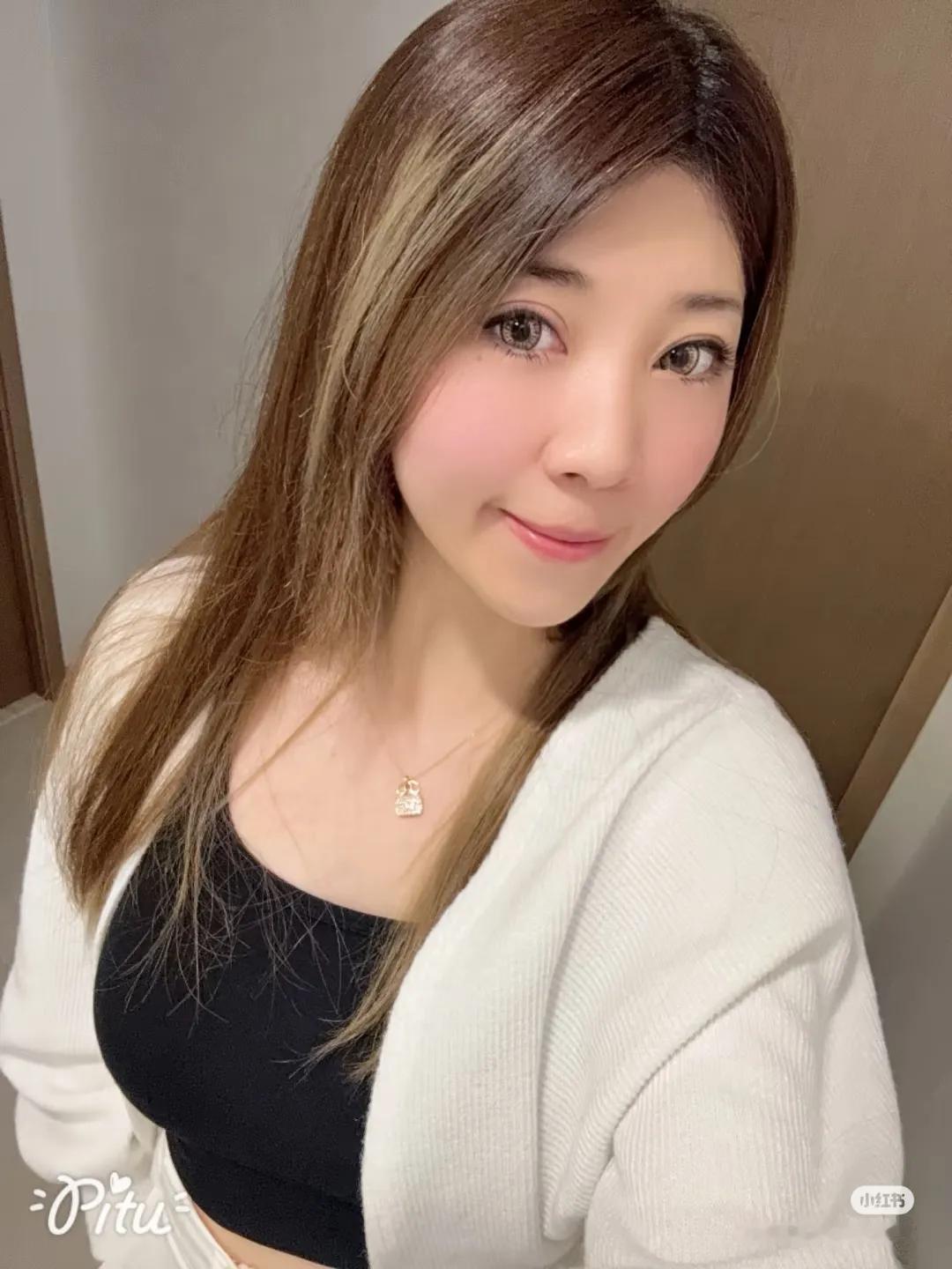 话说澳门近几年就推出了许多颜值和气质都相当不错的新晋博主，而Heidi就是其中之