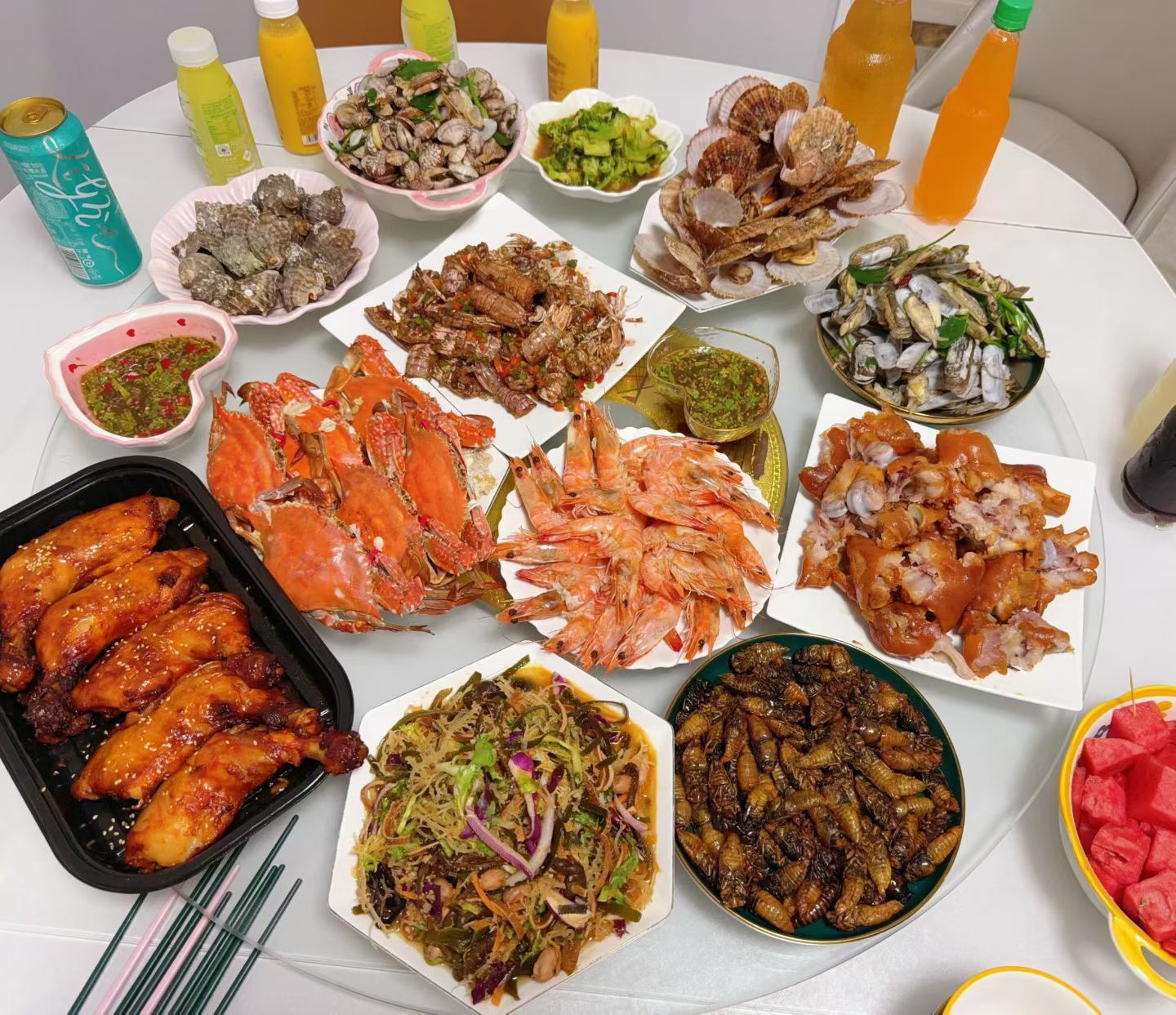家里做饭宴请是很用心的 