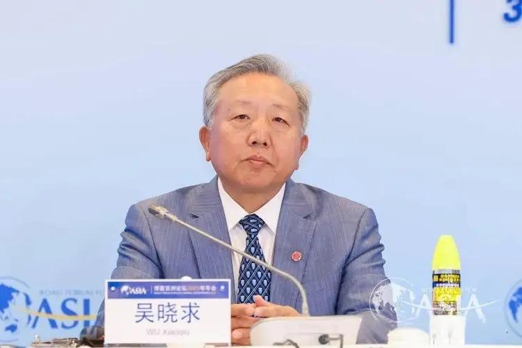 真专家不玩虚的！吴晓求一语戳破消费痛点：不涨收入，刺激全是白费

这才是真专家！