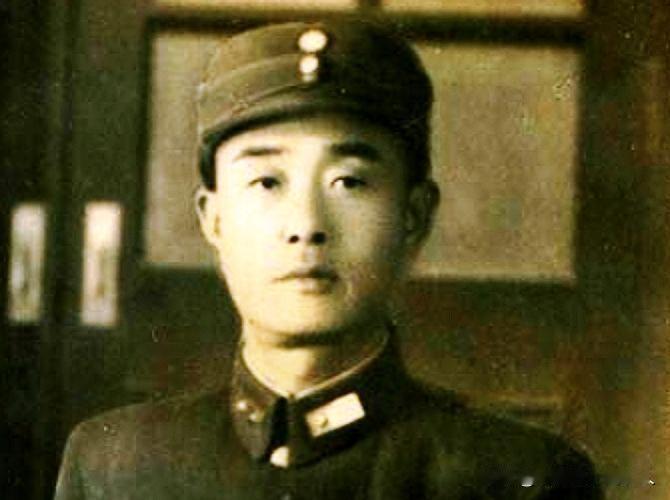 施中诚原国民革命军第74军军长
施中诚（1897年~1974年10月28日，字朴