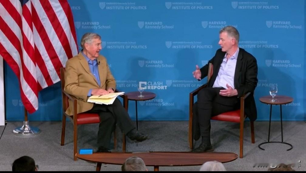 理查德·摩尔对俄乌冲突的情报叙事

2月5日，英国军情六处前负责人理查德·摩尔再