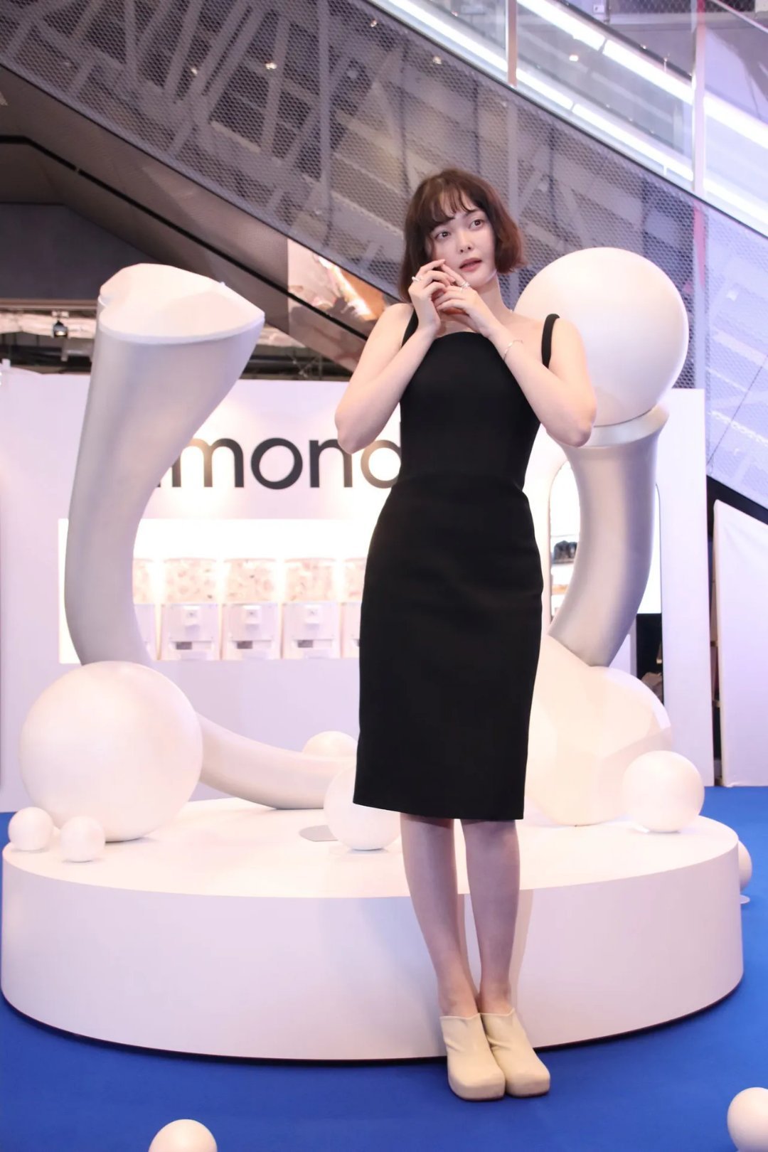 日娱新闻玉城ティナ 玉城tina与经营韩国珠宝电商平台「amondz」的 amo