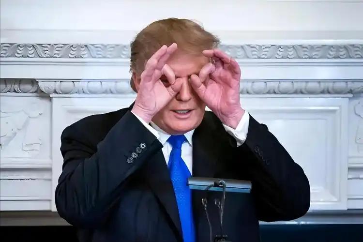 特朗普下令斩首哈梅内伊时，绝对想不到，他会因恐惧被复仇，躲在食品卡车里！
您请注