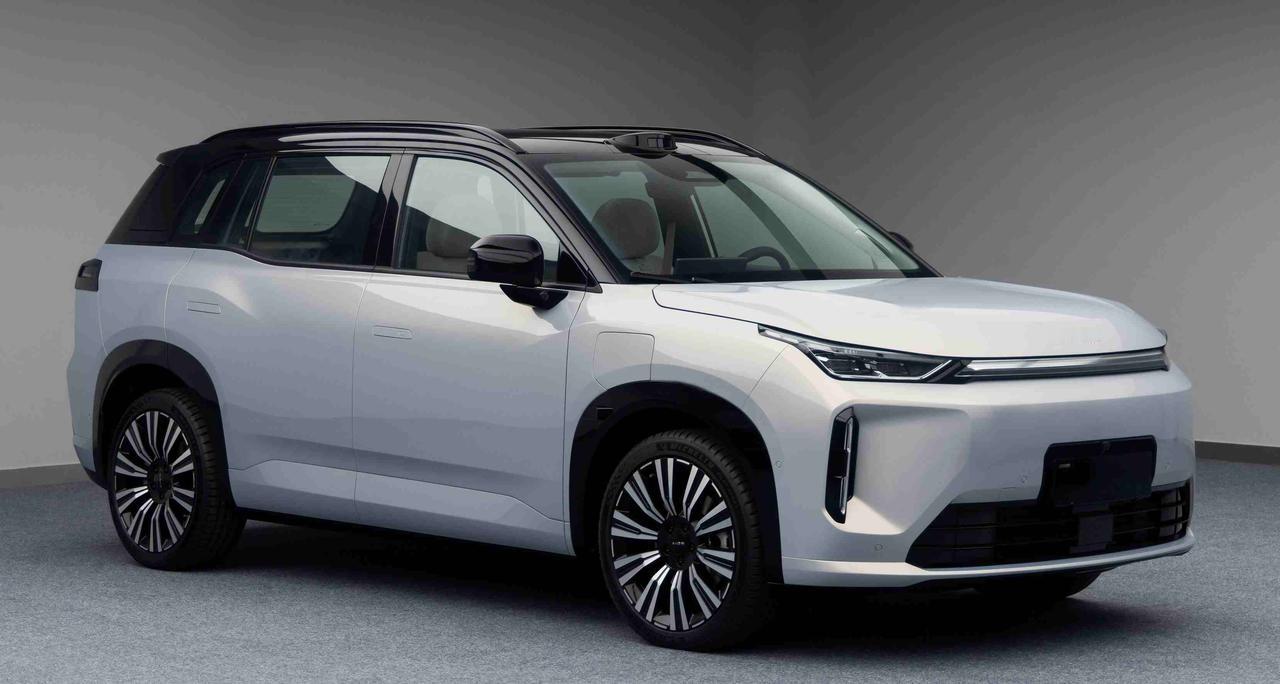 工信部401批次新车：广汽埃安纯电I60