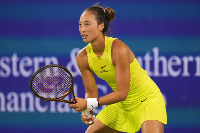 郑钦文无缘辛辛那提八强WTA1000辛辛那提站第三轮，奥运冠军郑钦文以5-7/1