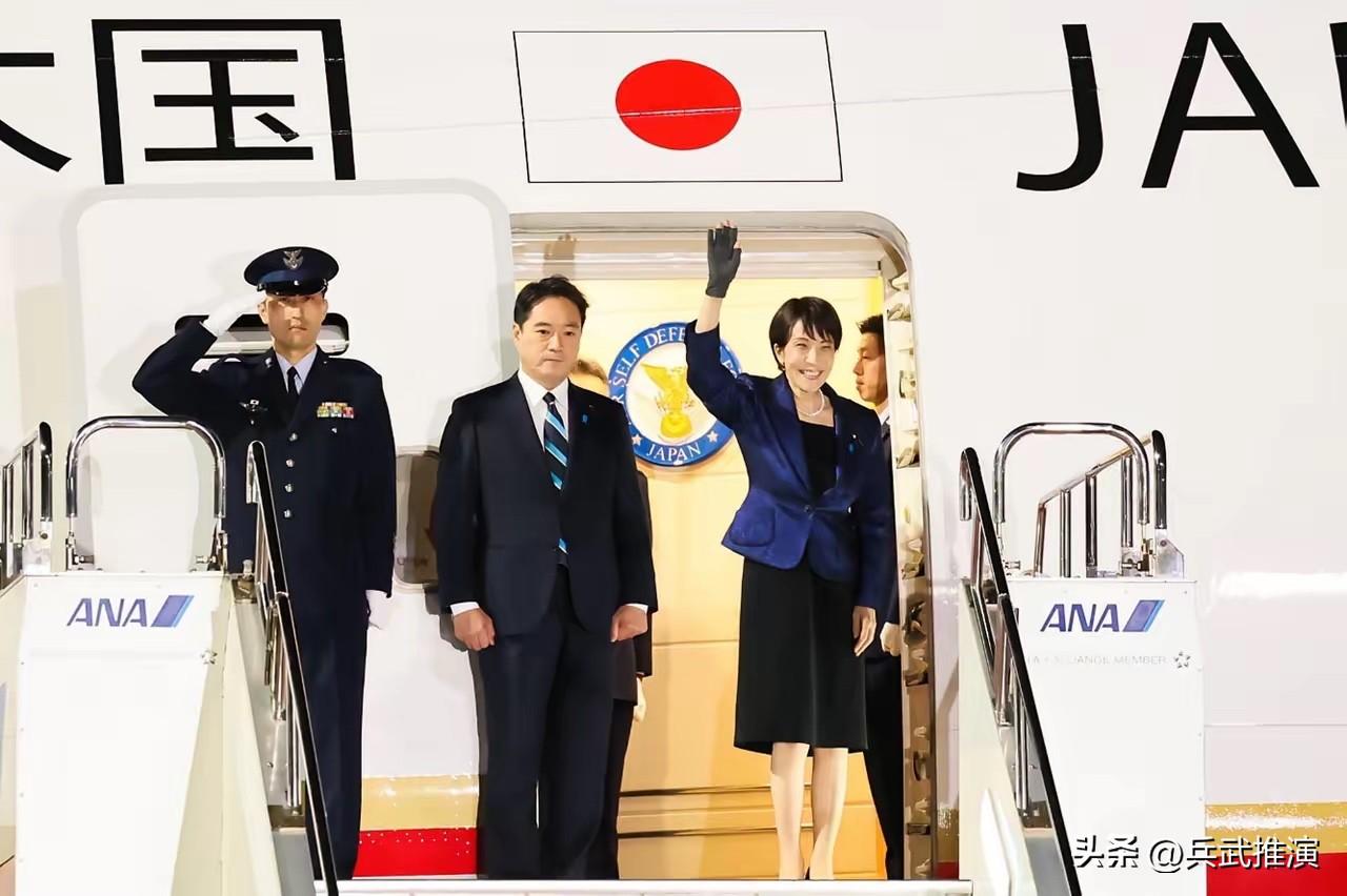 高市早苗正式开启访美行程了

日本油价已经涨到老百姓扛不住了。
现在油价每升19