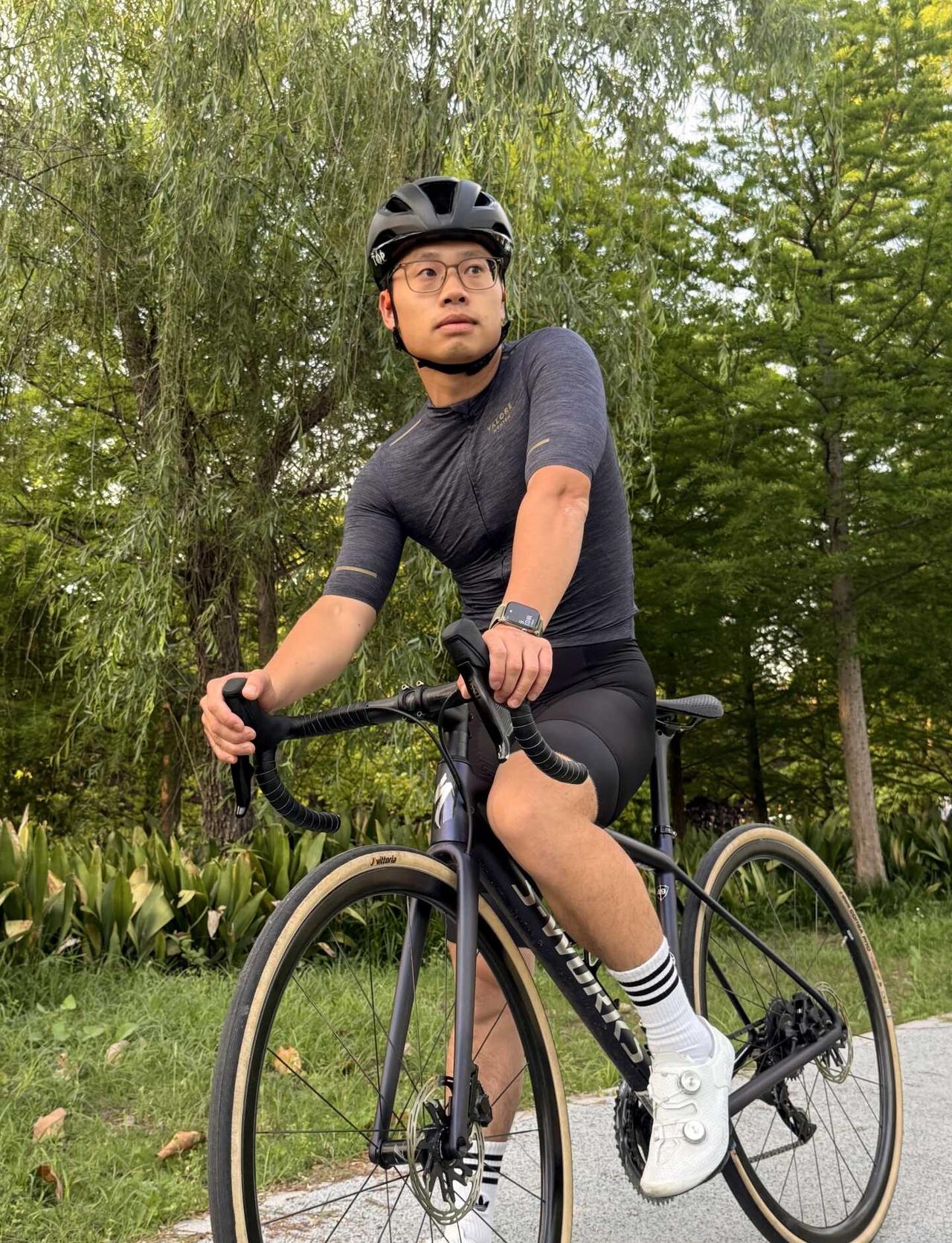今天就是昨天
Specialized
昨天今天明天
希望在明天