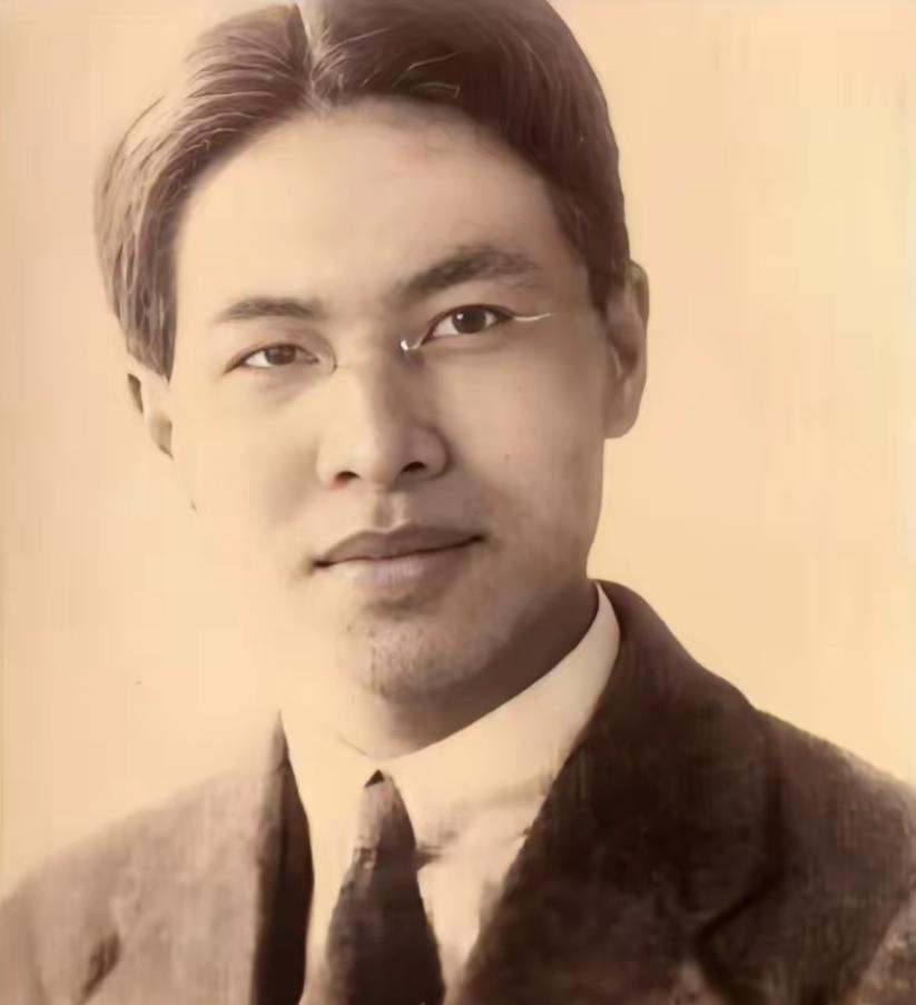 1936年，北大教授陈西滢冲进外国同事的房间，看见了妻子凌淑华衣衫不整地坐在床上