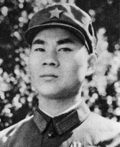 1979年，我军战士巡逻时，意外发现一个手脚溃烂之人，他身上有一支枪和300发子