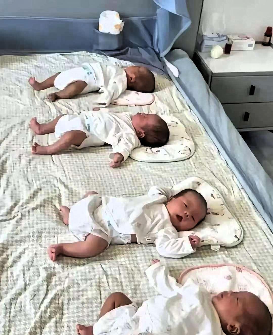 一女子怀了四胞胎，分娩前检查说是四个女孩，而丈夫盼望能是两儿子两女儿，再不济一儿