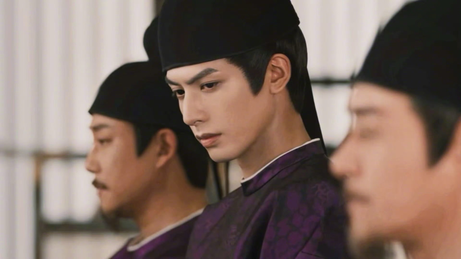 宋威龙打完暑假工又来打寒假工 信女愿荤素搭配，换宋威龙演遍所有现偶！暑期档的余温