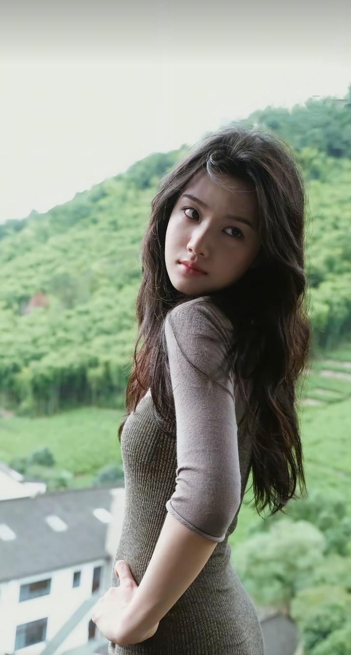 谁能猜出她是谁！