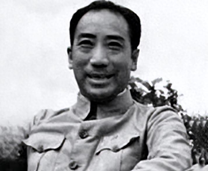 55年韩先楚拟授中将军衔，毛主席得知后直言：别忘了在海南的功劳

1946年3月