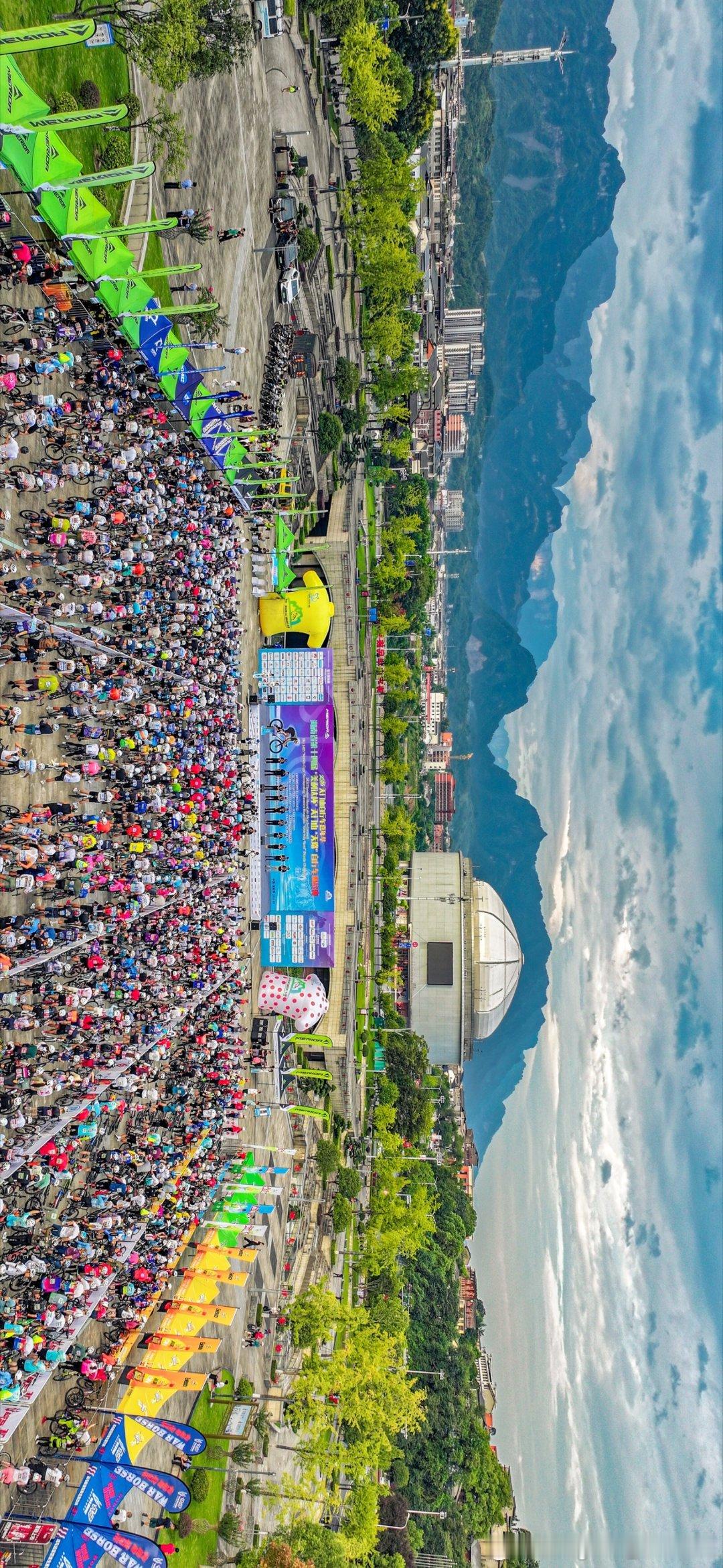 秋枫传媒张家界 天门山天路自行车挑战赛。[耶][耶][耶]  ​​​
