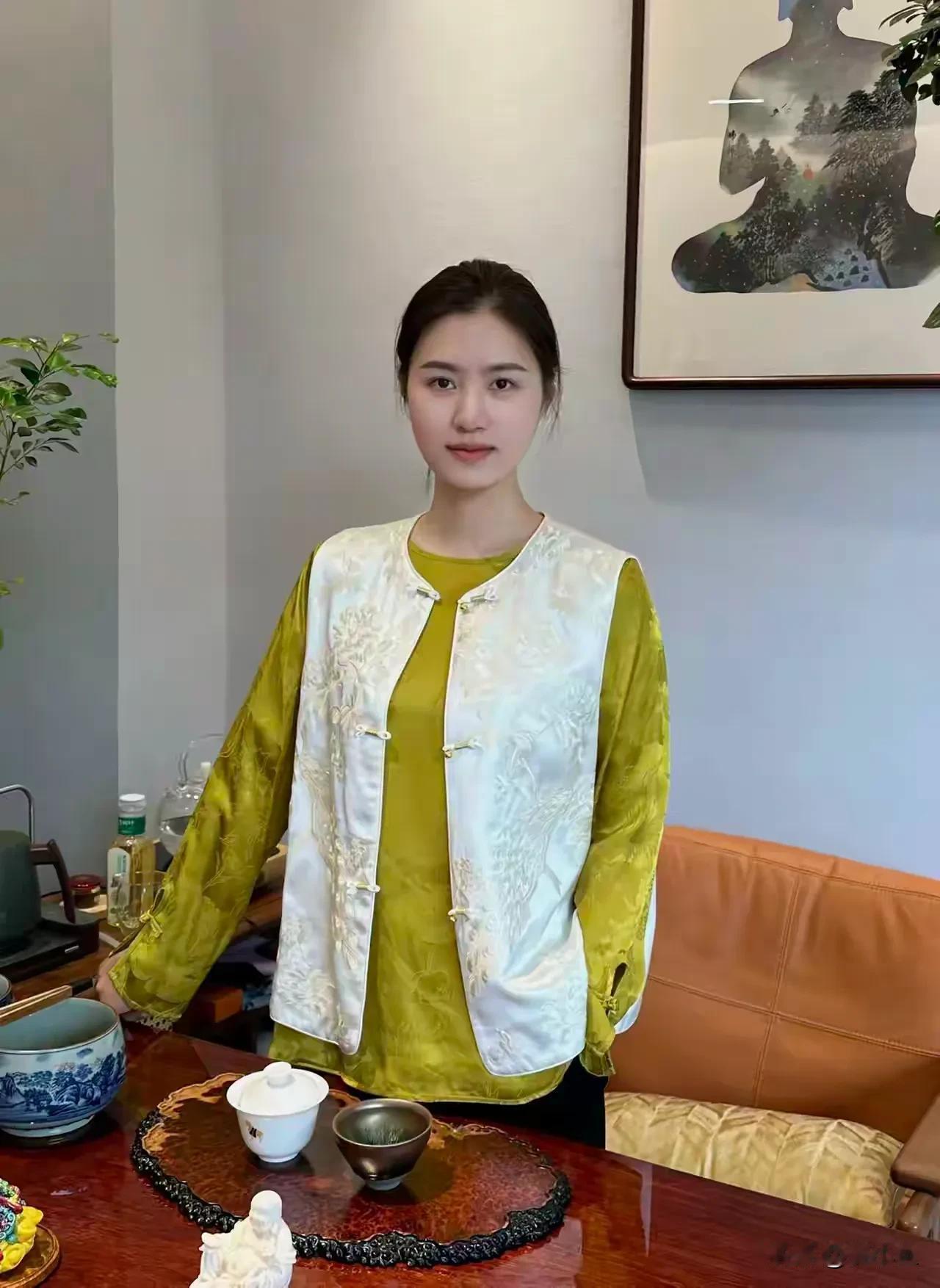 囊中羞涩不解市井繁华