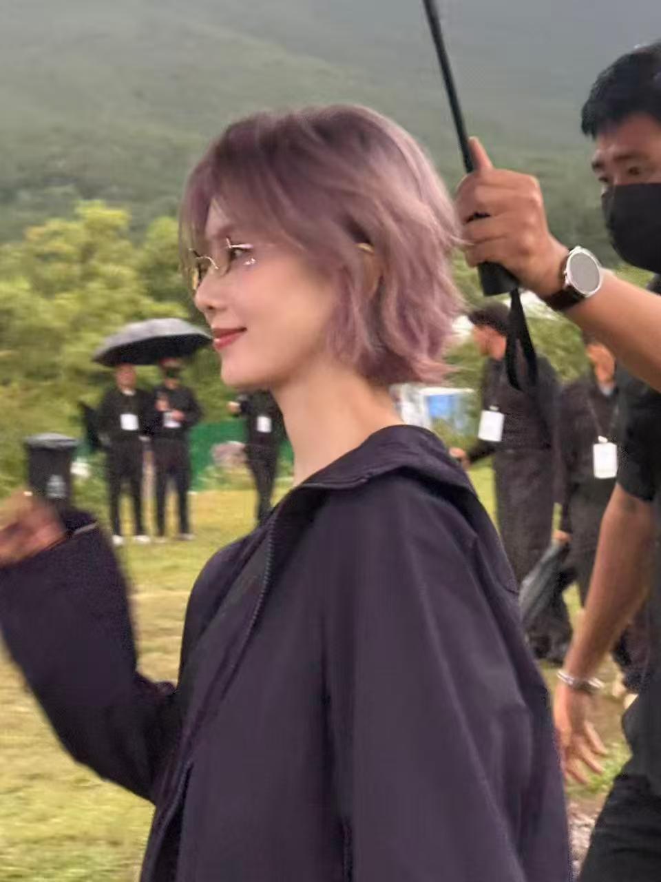 眼镜萌诗刘诗诗