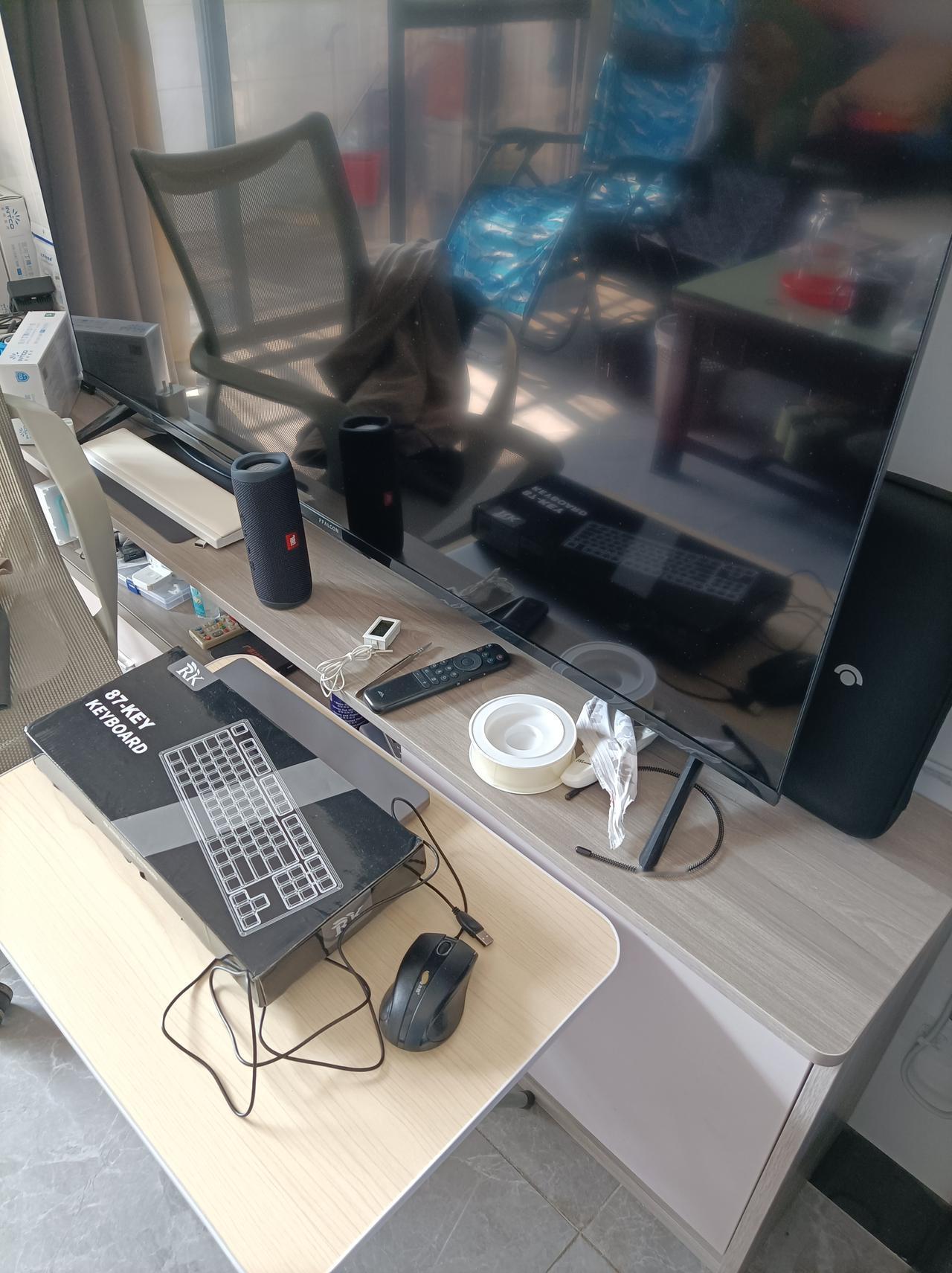 今早醒来第一个念头今早醒来第一个念头是希望孙子已经回房间睡觉了，结果起来一看他还