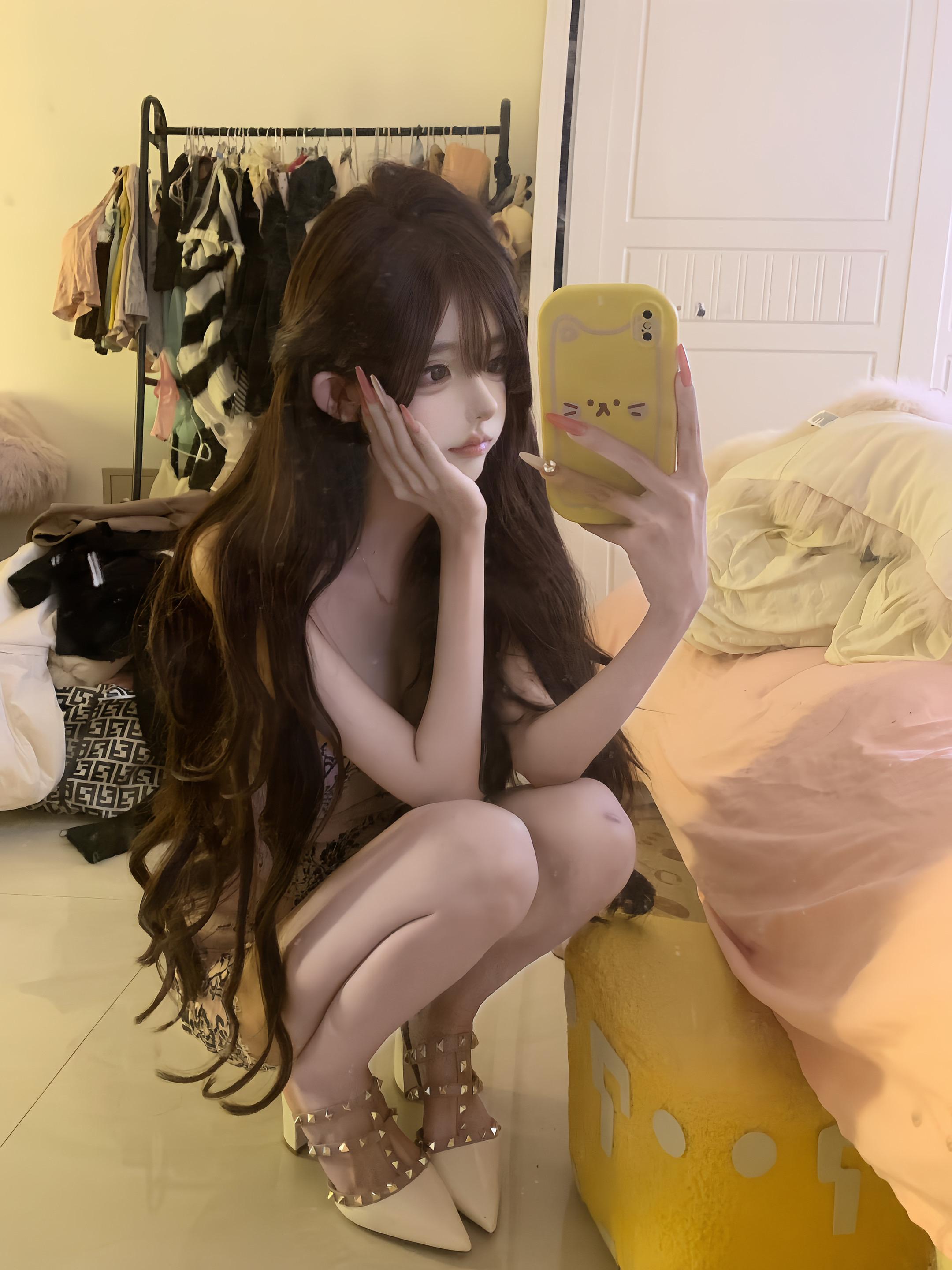 你傲慢虚荣，精致利己，自私任性，但我知道你的内心有多柔软，我爱你，你想...