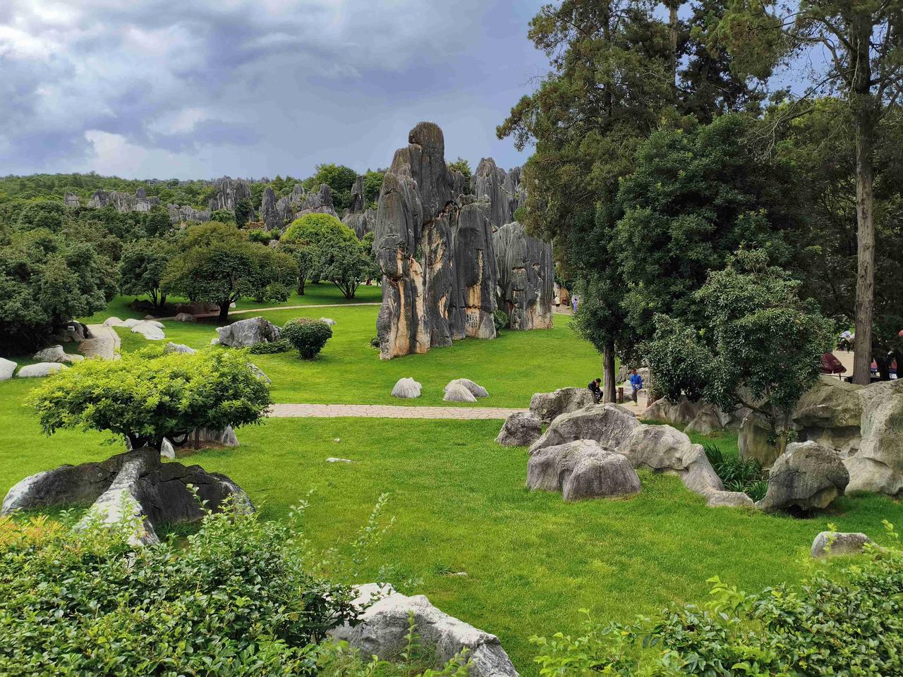 我，退休两年，生活在一个18线的小县城。

我的日常很简单，每天买菜做饭，收拾屋