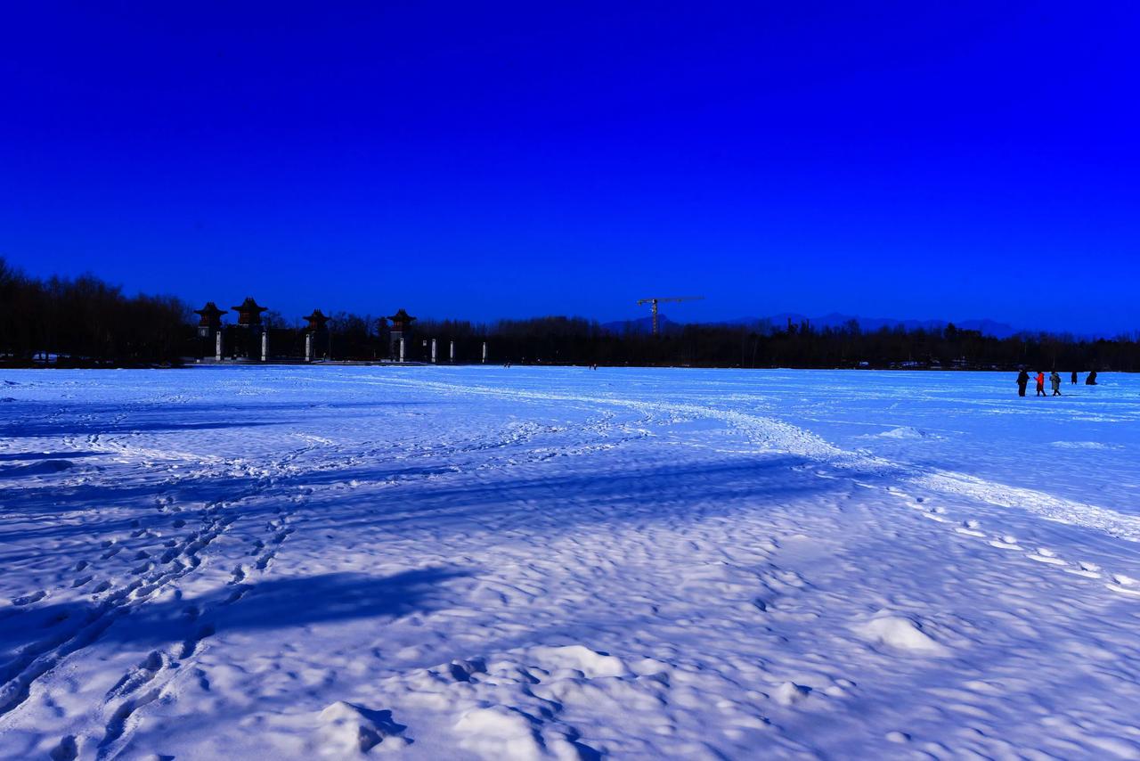 雪色冬季