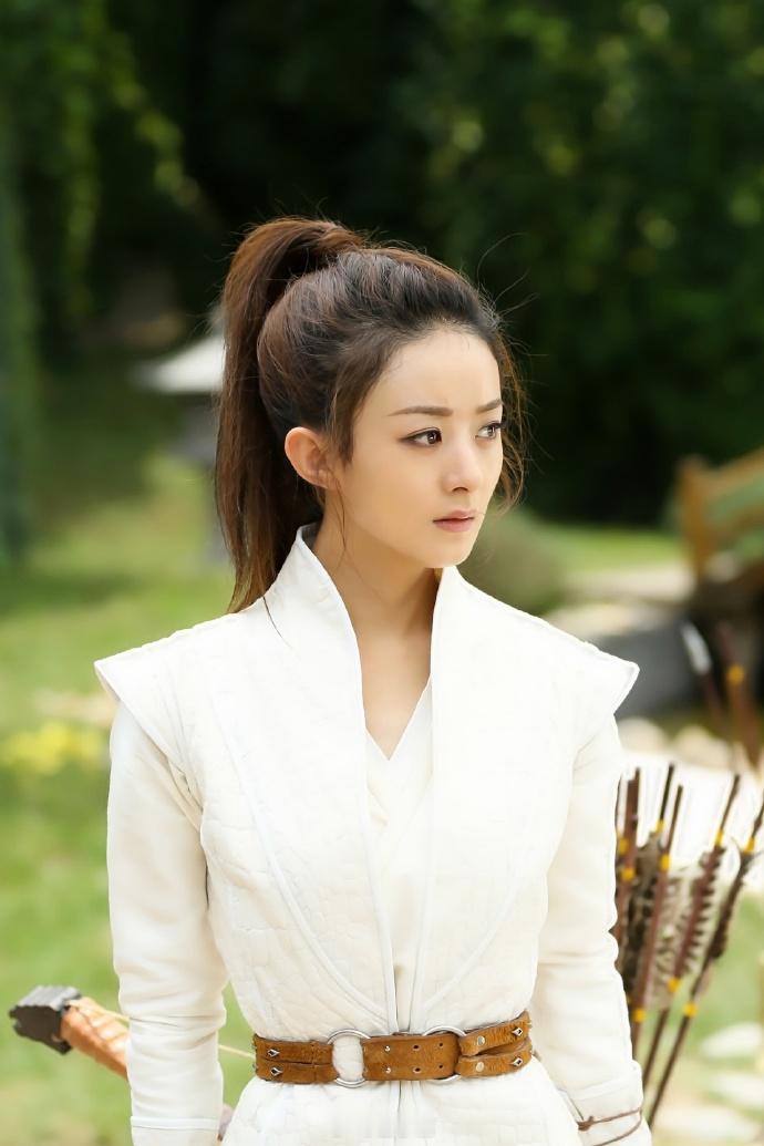 什么叫经典永流传，一部九年前的剧，演员还在维护角色，观众还在为它热血。真正的 I