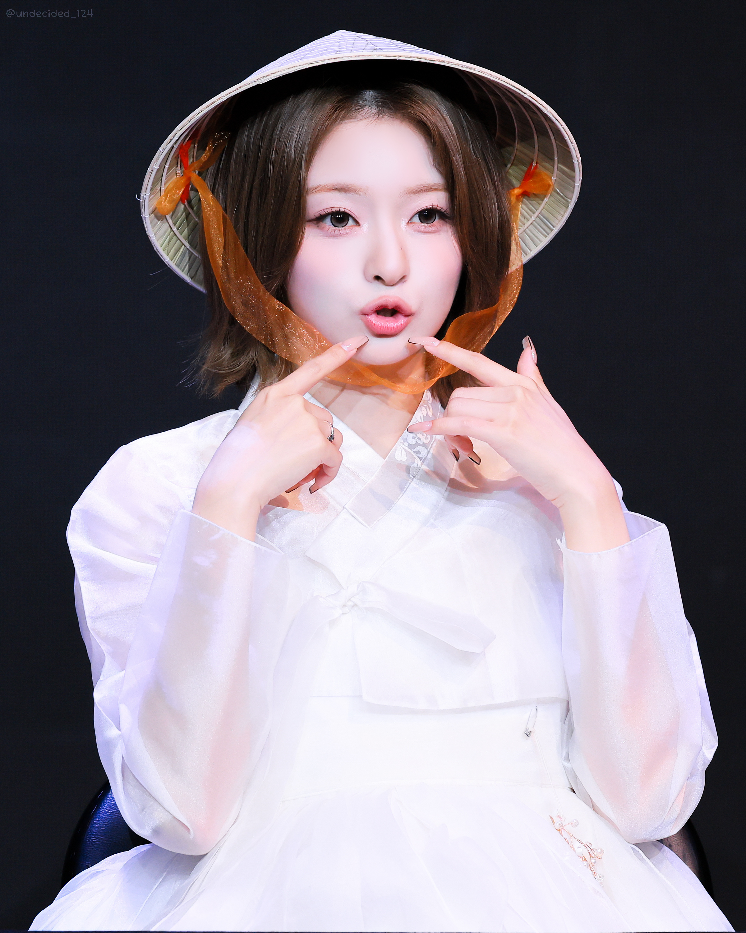李娜炅[超话]  🐣氧气笑颜李娜炅 260920 BR签售 饭拍高清©unde