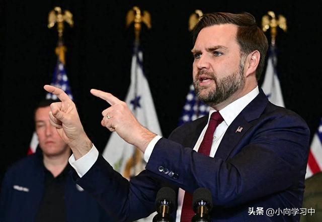 美国政坛最近暗流涌动，很多人都在悄悄议论：J.D. 万斯，很可能真的要走上那个最