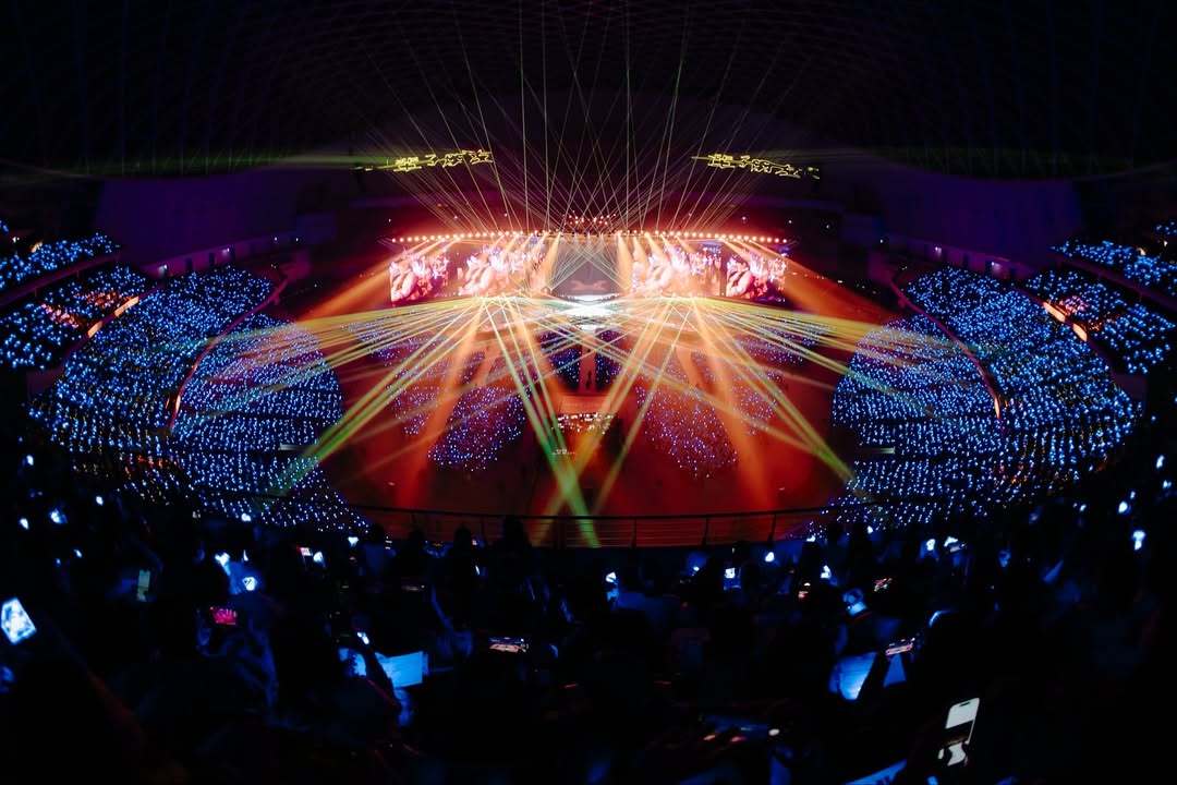 “CB百蓝_。251117 IG更新：台北大巨蛋的3天就是纯粹的爱💙 